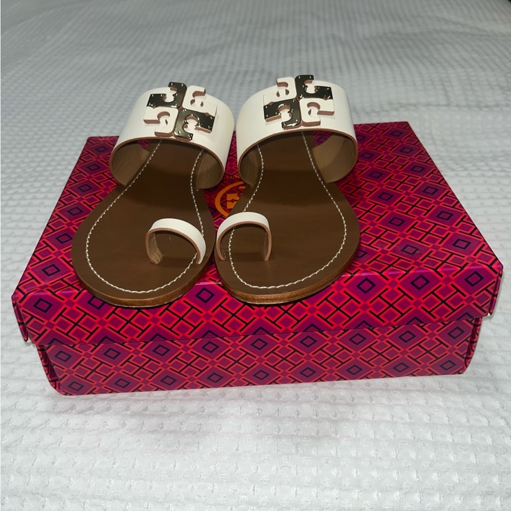 Sandals - Picture 2 of 4